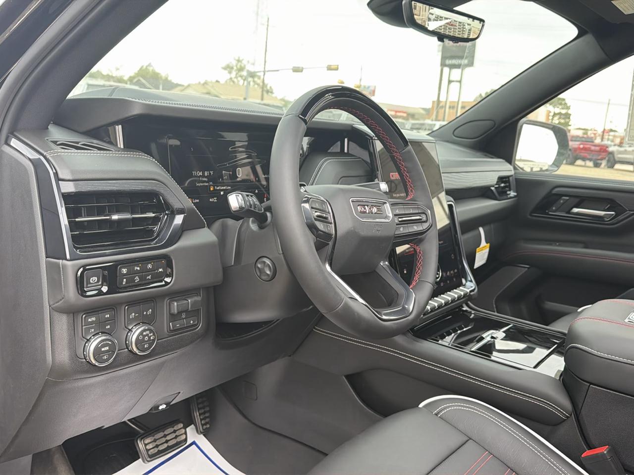 GMC Yukon XL AT4 Ultimate 4WD 2026