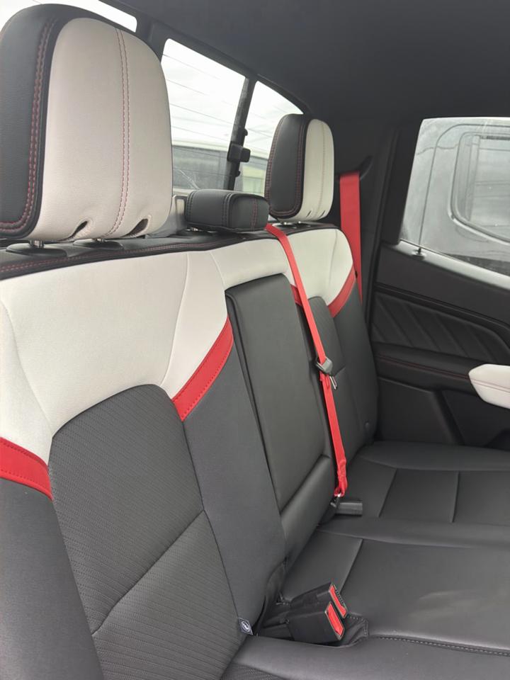 GMC Canyon AT4X Crew Cab 4WD 2026