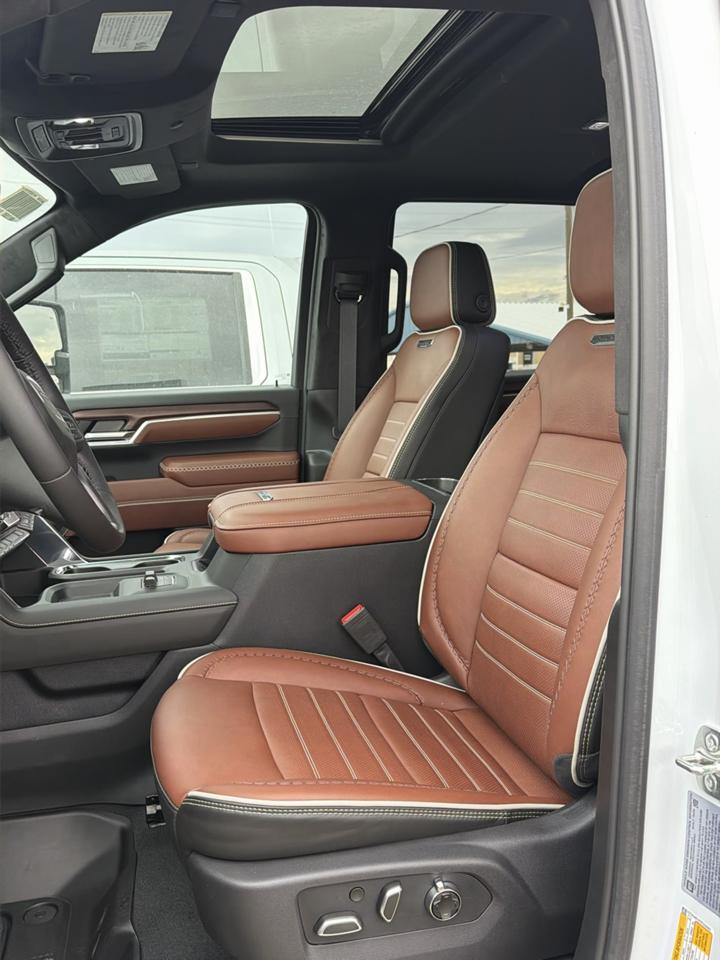GMC Sierra 2500HD Denali Ultimate Crew Cab 4WD 2026