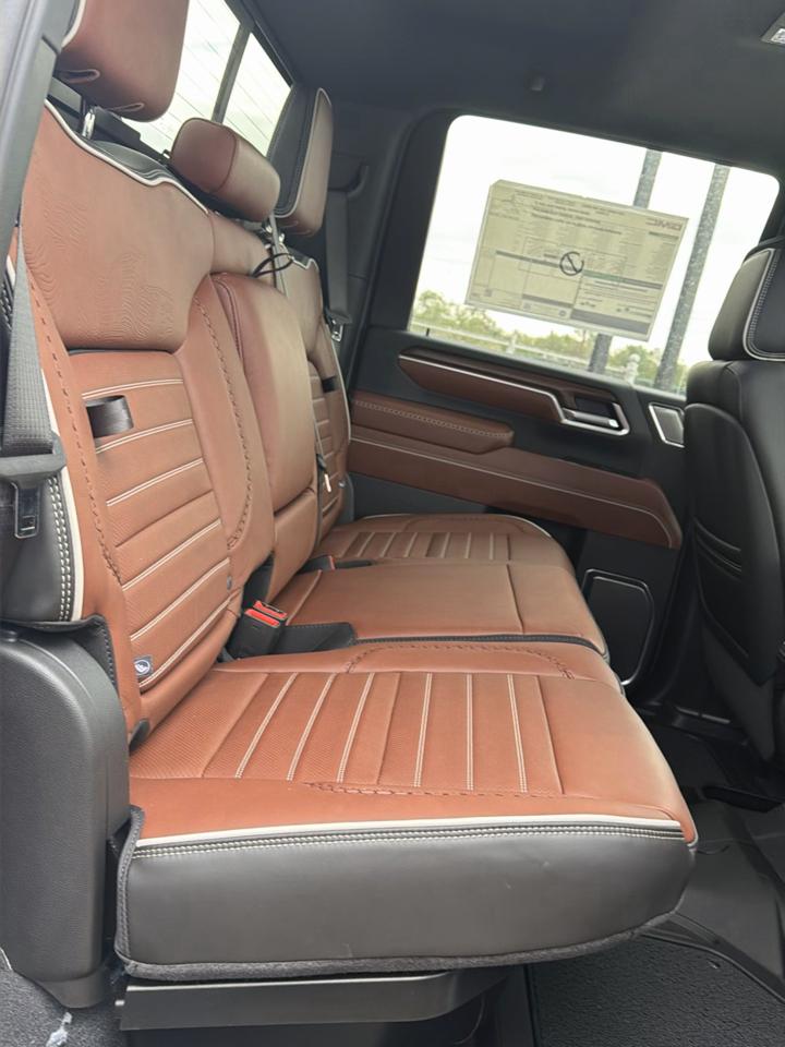 GMC Sierra 2500HD Denali Ultimate Crew Cab 4WD 2026