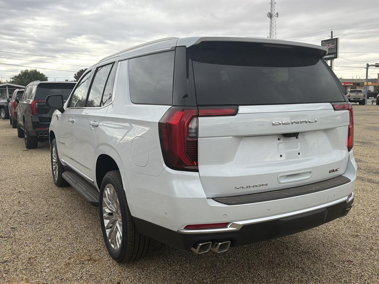 GMC Yukon Denali 4WD 2026
