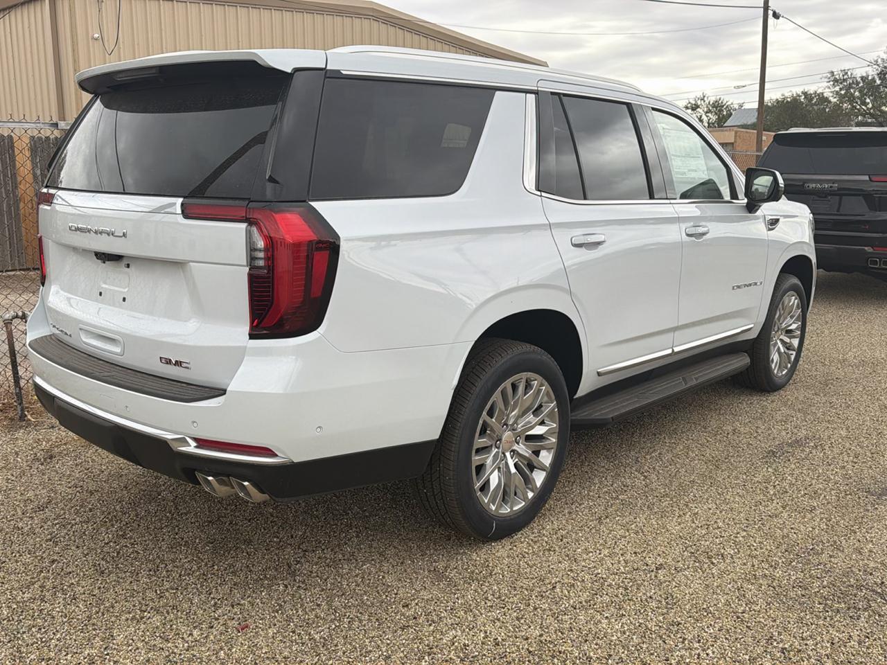 GMC Yukon Denali 4WD 2026