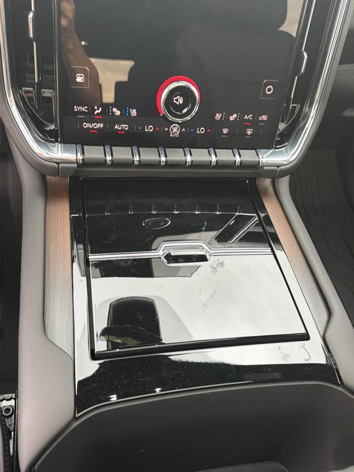 GMC Yukon Denali 4WD 2026