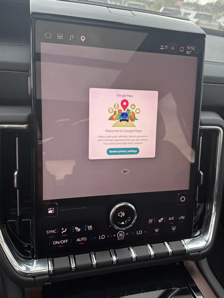 GMC Yukon Denali 4WD 2026