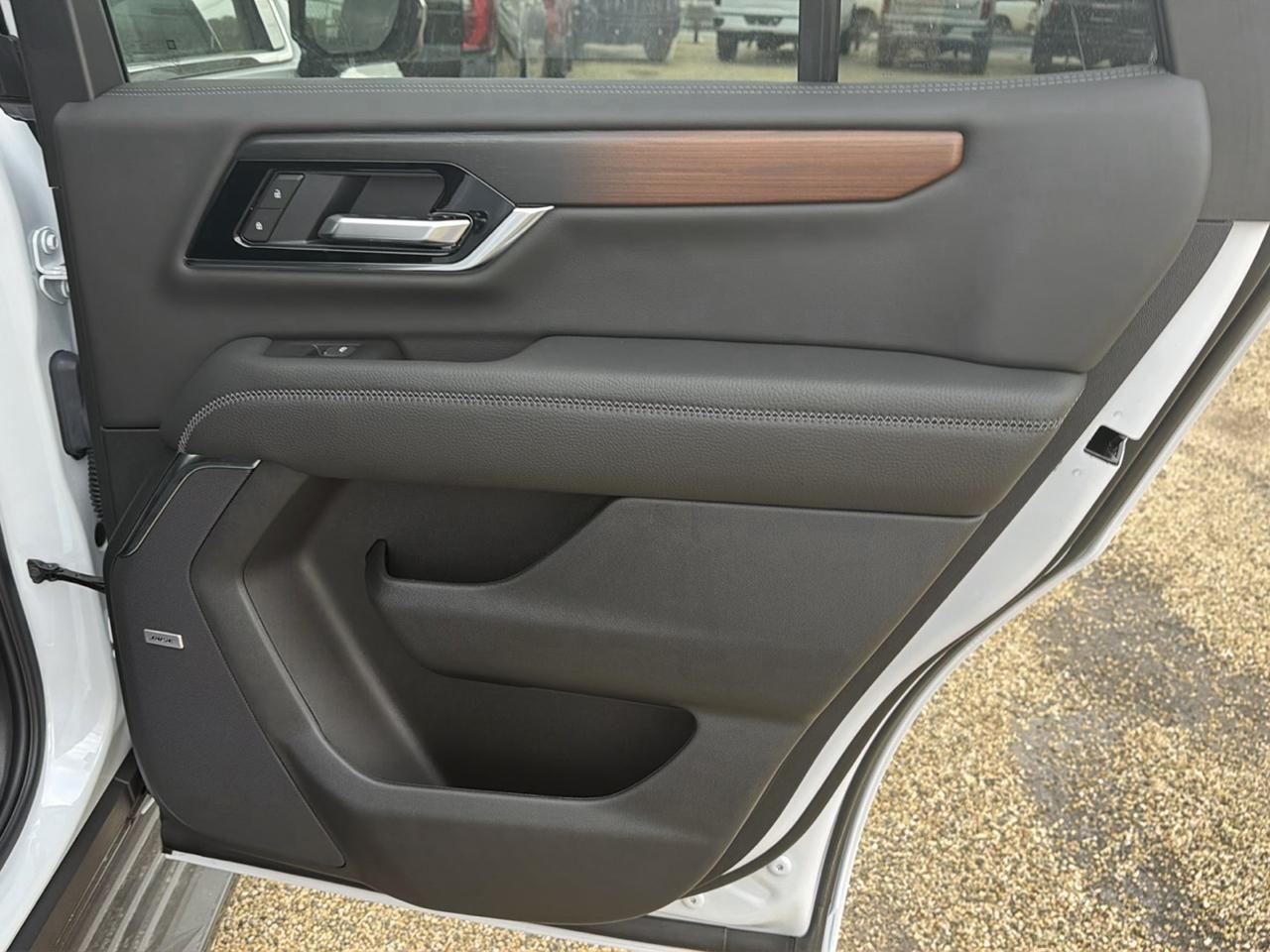 GMC Yukon Denali 4WD 2026