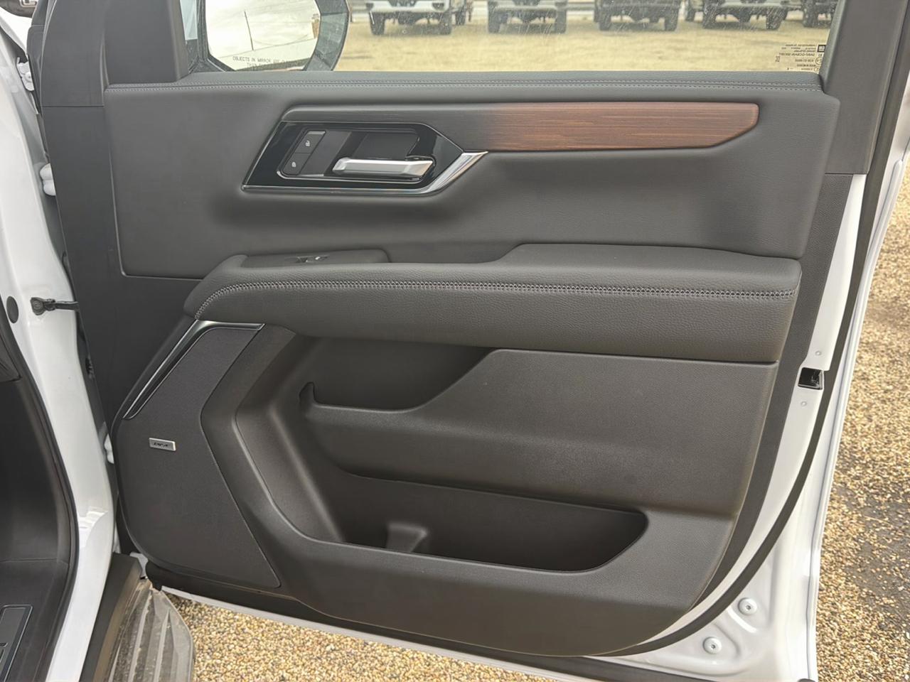 GMC Yukon Denali 4WD 2026
