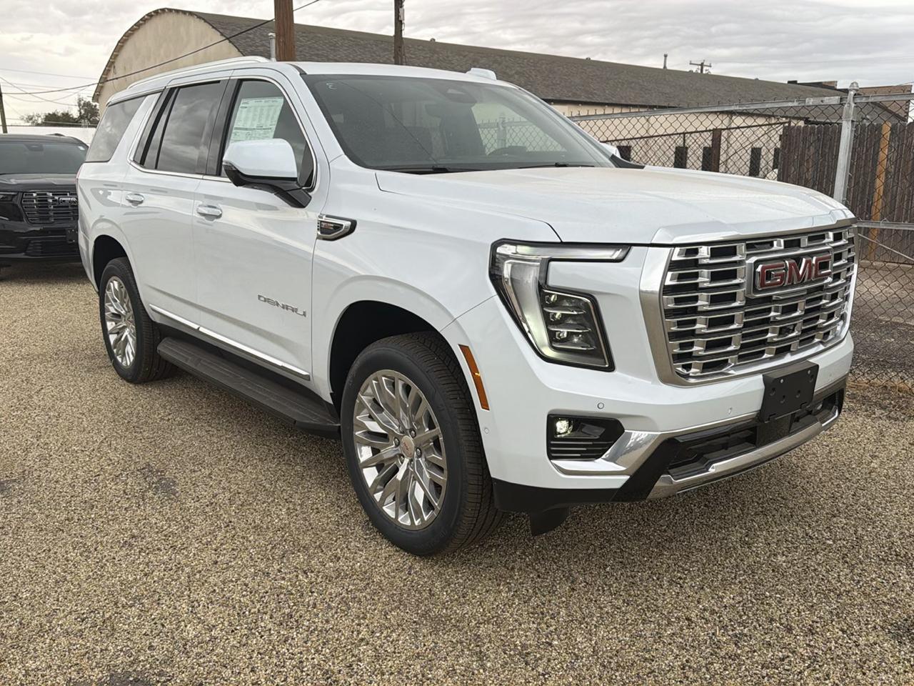 GMC Yukon Denali 4WD 2026