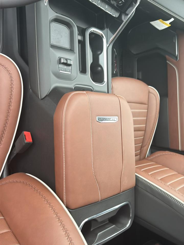 GMC Sierra 2500HD Denali Ultimate Crew Cab 4WD 2026