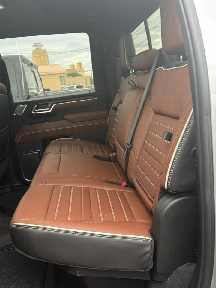 GMC Sierra 2500HD Denali Ultimate Crew Cab 4WD 2026