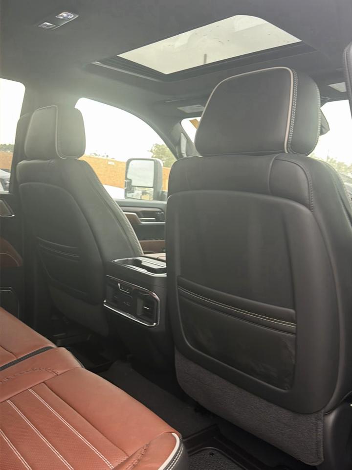 GMC Sierra 2500HD Denali Ultimate Crew Cab 4WD 2026