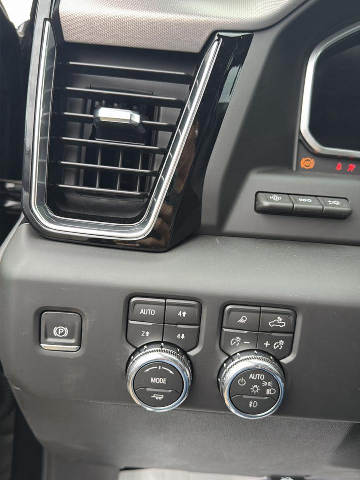 GMC Sierra 2500HD Denali Crew Cab 4WD SB 2026