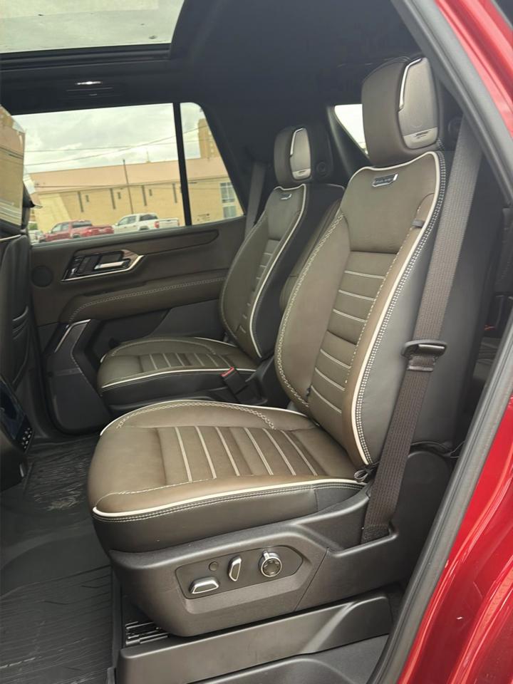 GMC Yukon Denali Ultimate 4WD 2026