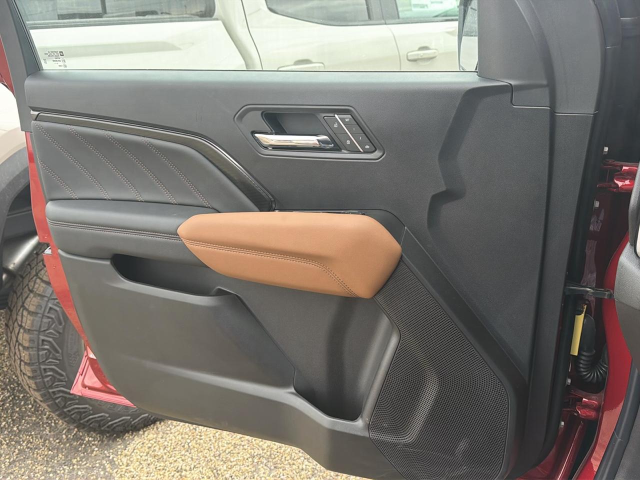 GMC Canyon AT4 Crew Cab 4WD 2026