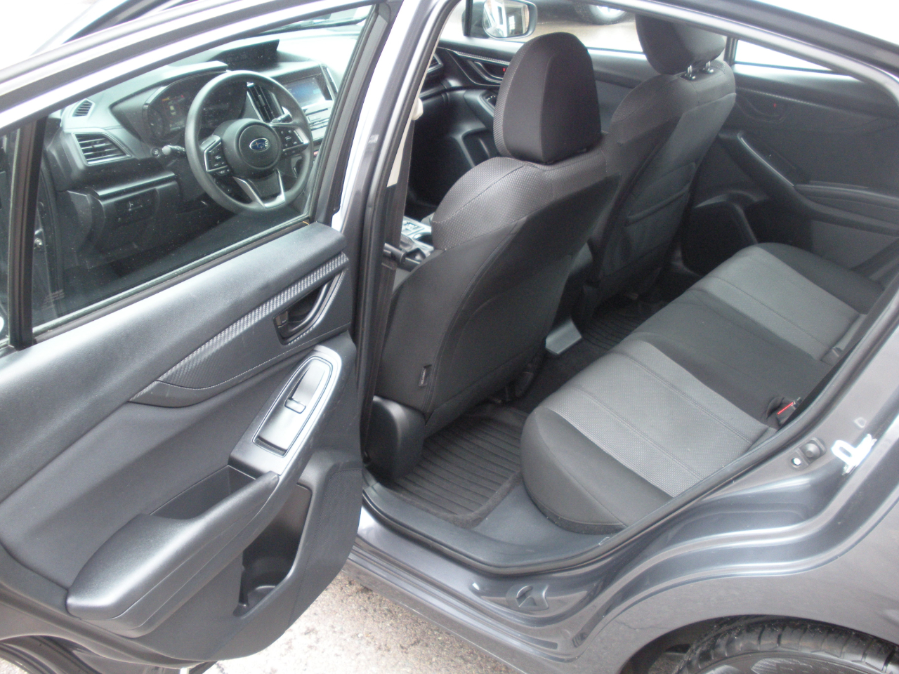 Subaru Impreza 2.0i Premium CVT 5-Door 2022 Subaru Impreza 2.0i Premium CVT 5-Door 2022