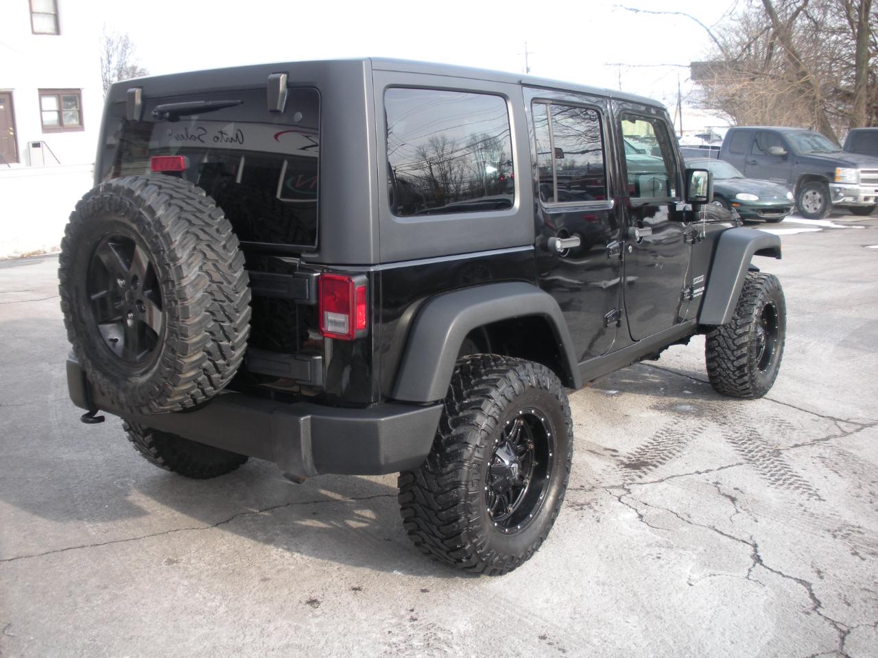 Jeep Wrangler Unlimited Sport 4WD 2017