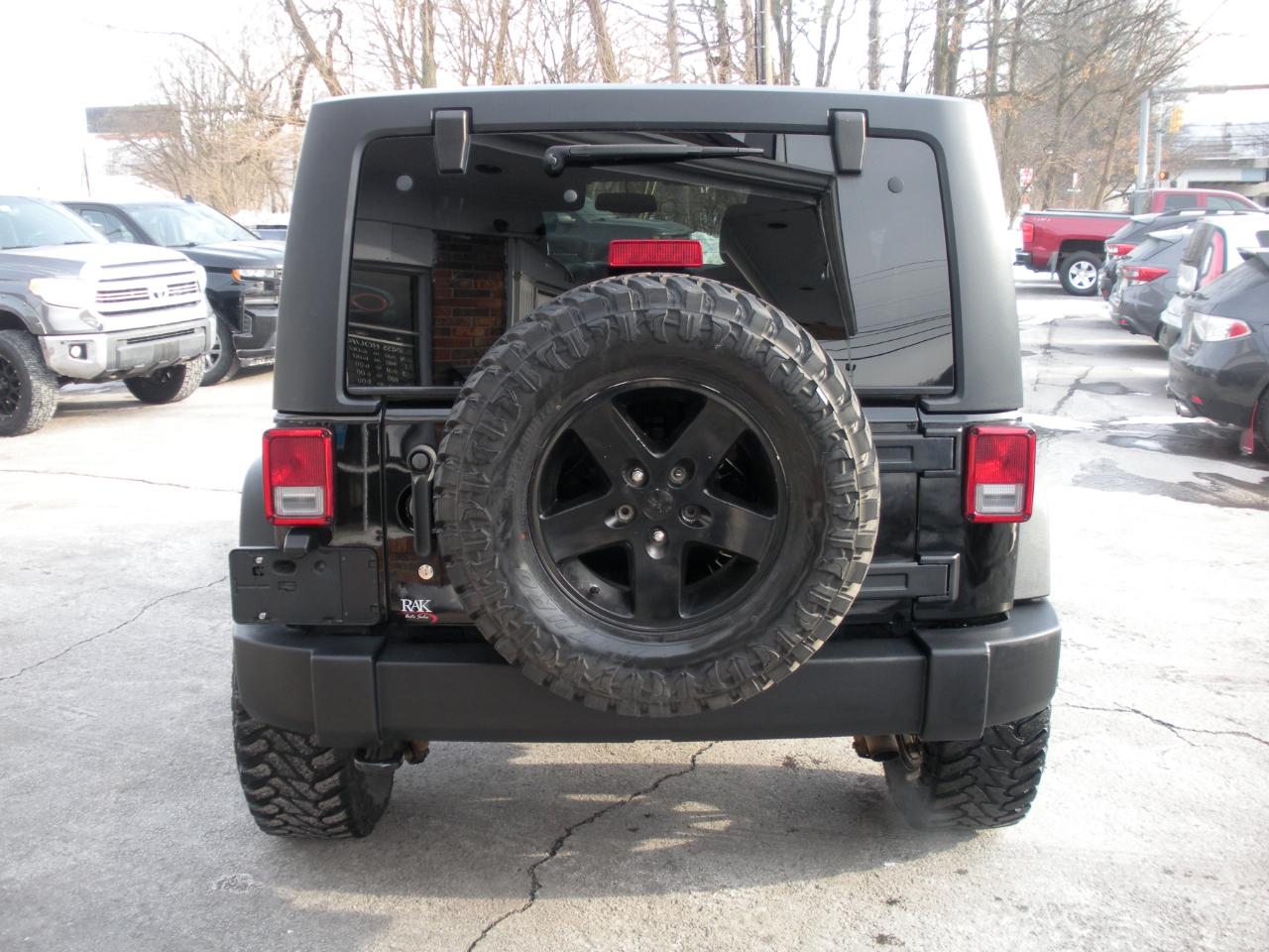 Jeep Wrangler Unlimited Sport 4WD 2017