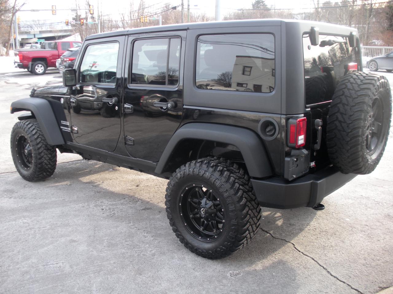 Jeep Wrangler Unlimited Sport 4WD 2017