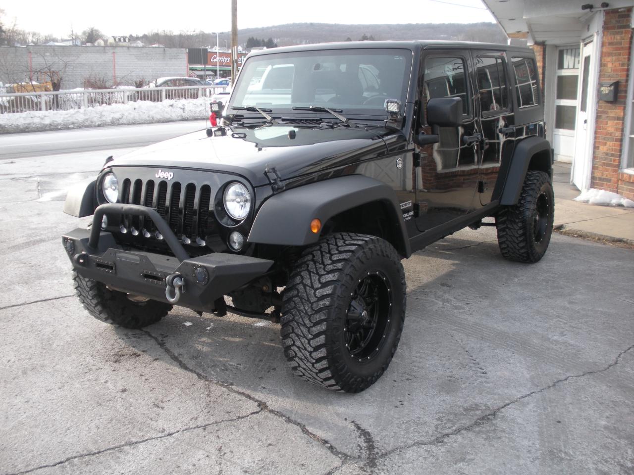 Jeep Wrangler Unlimited Sport 4WD 2017