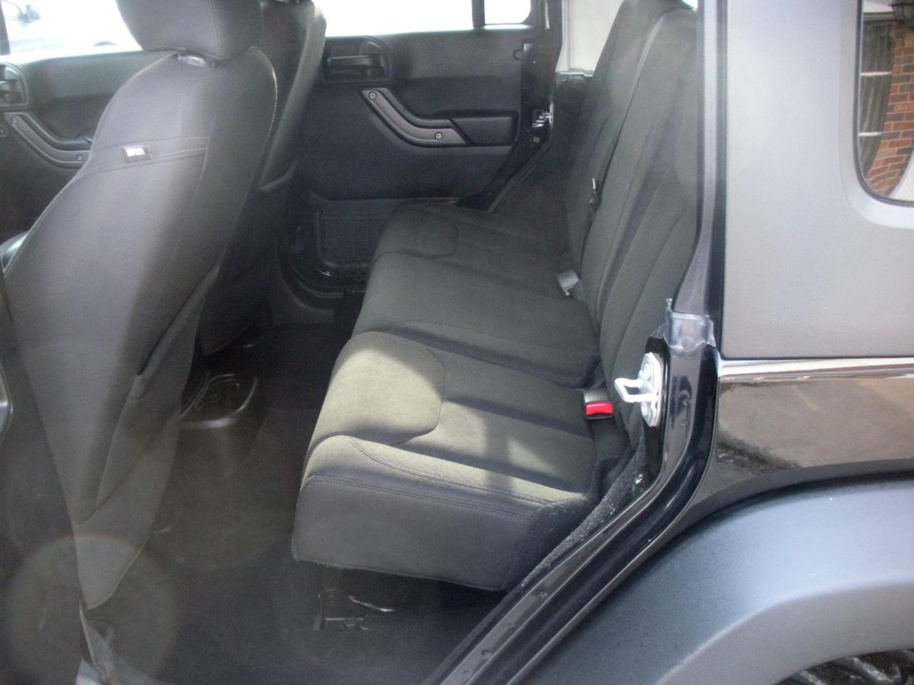 Jeep Wrangler Unlimited Sport 4WD 2017