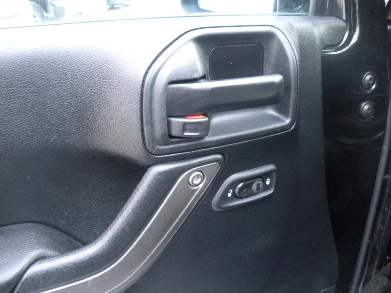 Jeep Wrangler Unlimited Sport 4WD 2017