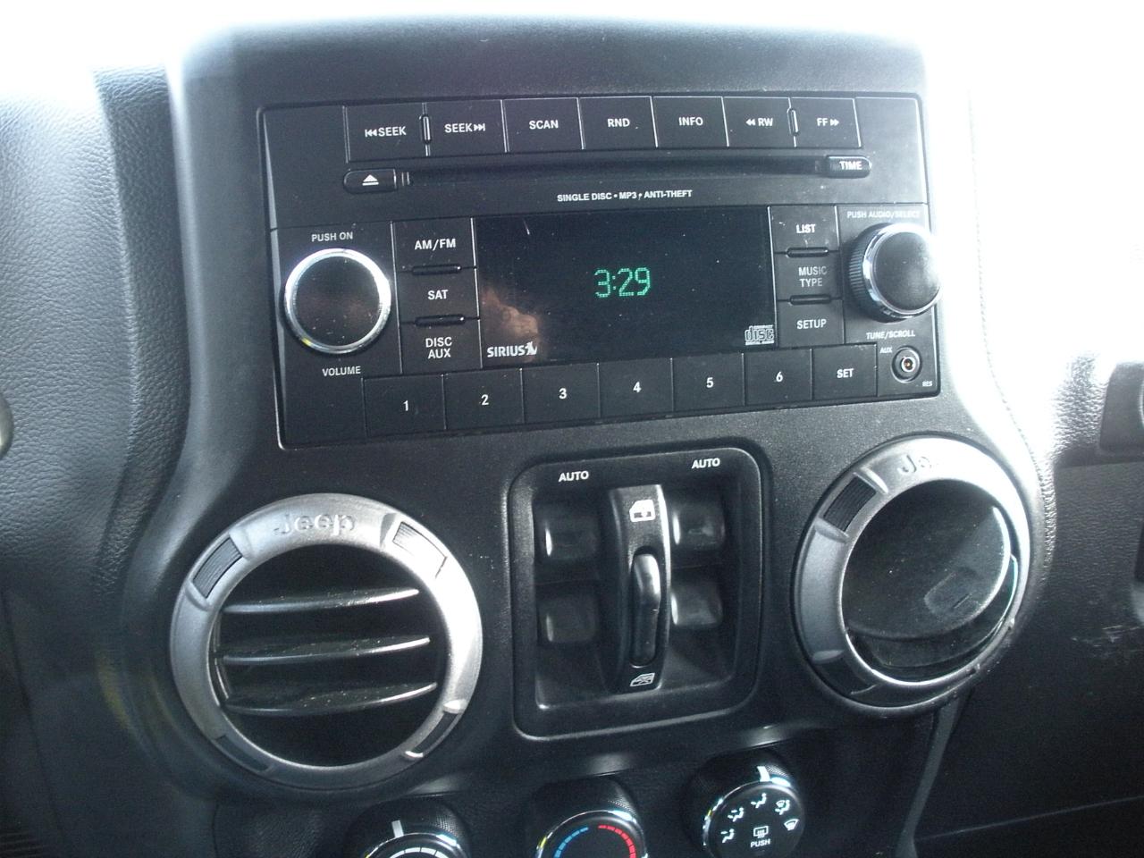 Jeep Wrangler Unlimited Sport 4WD 2017