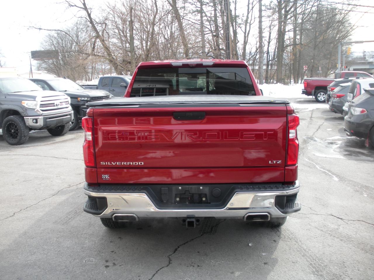 Chevrolet Silverado 1500 LTZ Crew Cab 4WD 2021