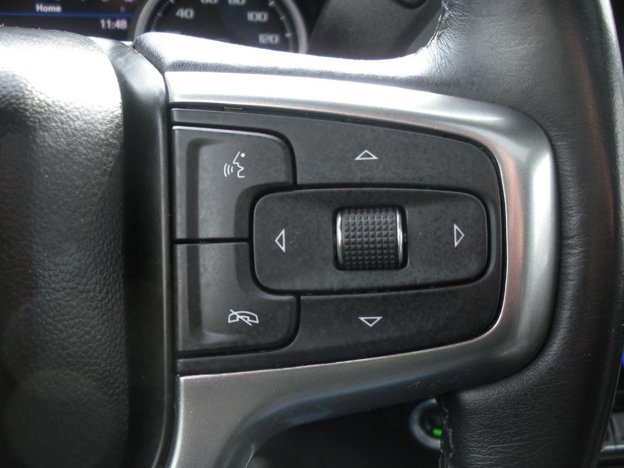 Chevrolet Silverado 1500 LTZ Crew Cab 4WD 2021