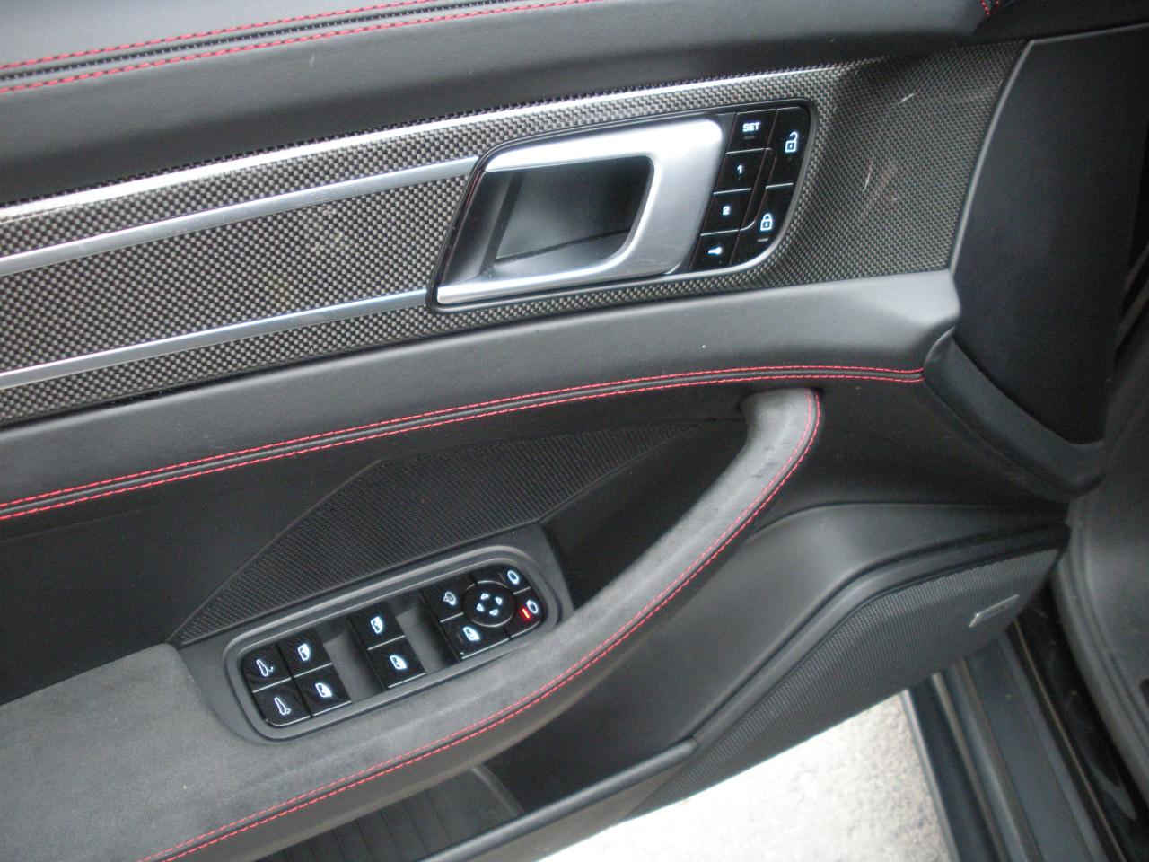 Porsche Panamera GTS 2019