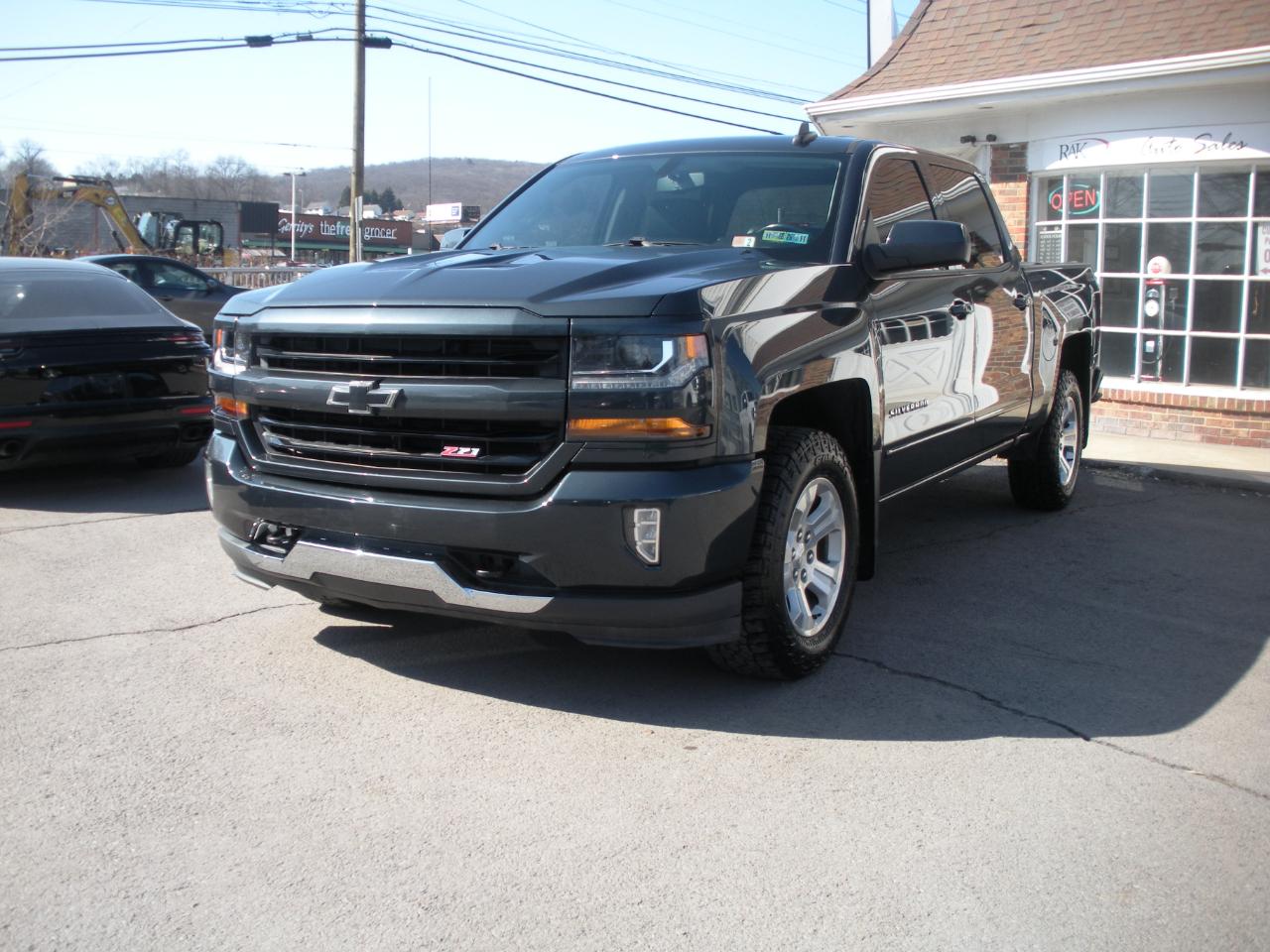Chevrolet Silverado 1500 LT Crew Cab 4WD 2017