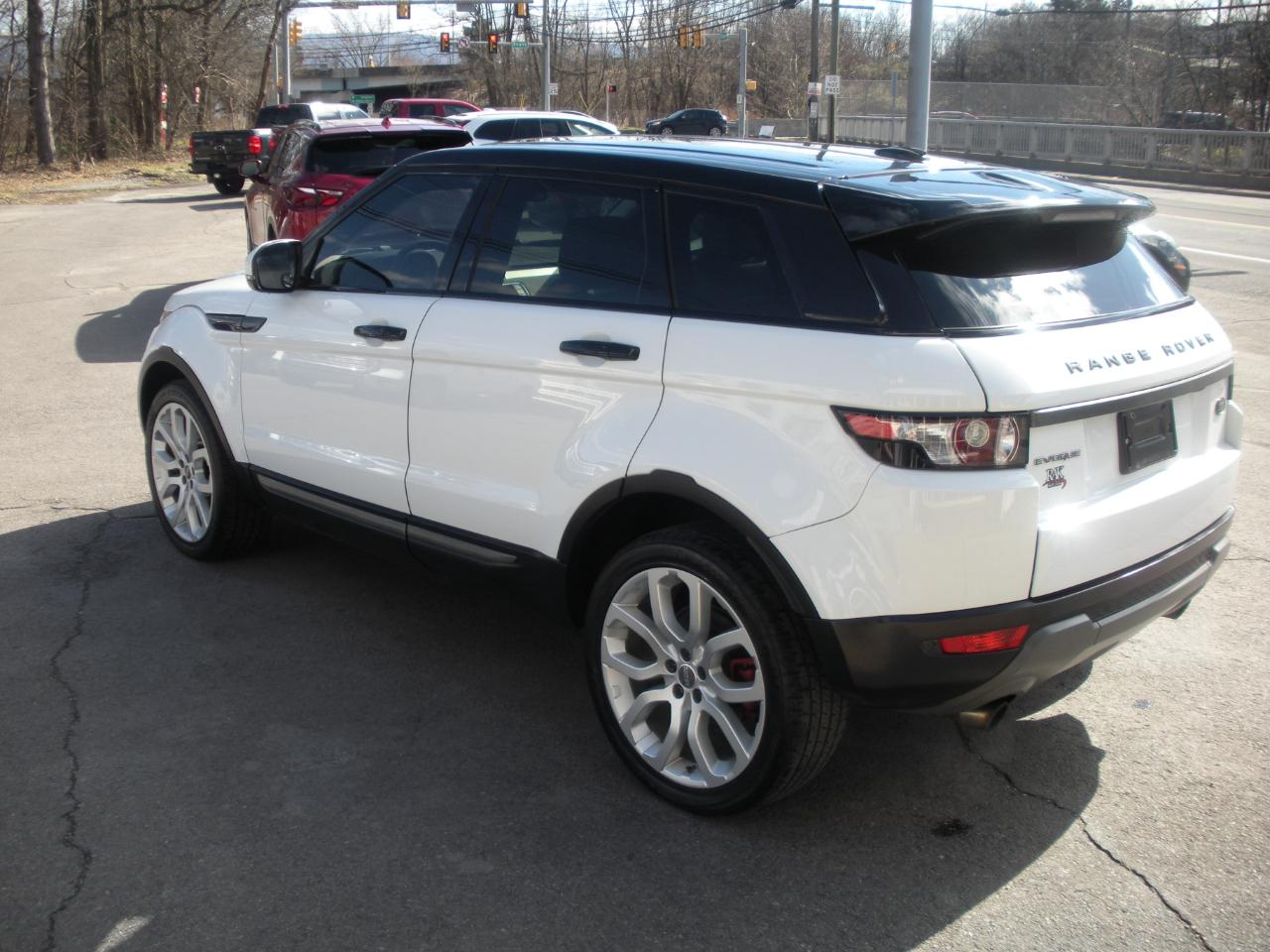 Land Rover Range Rover Evoque Pure Plus 5-Door 2013