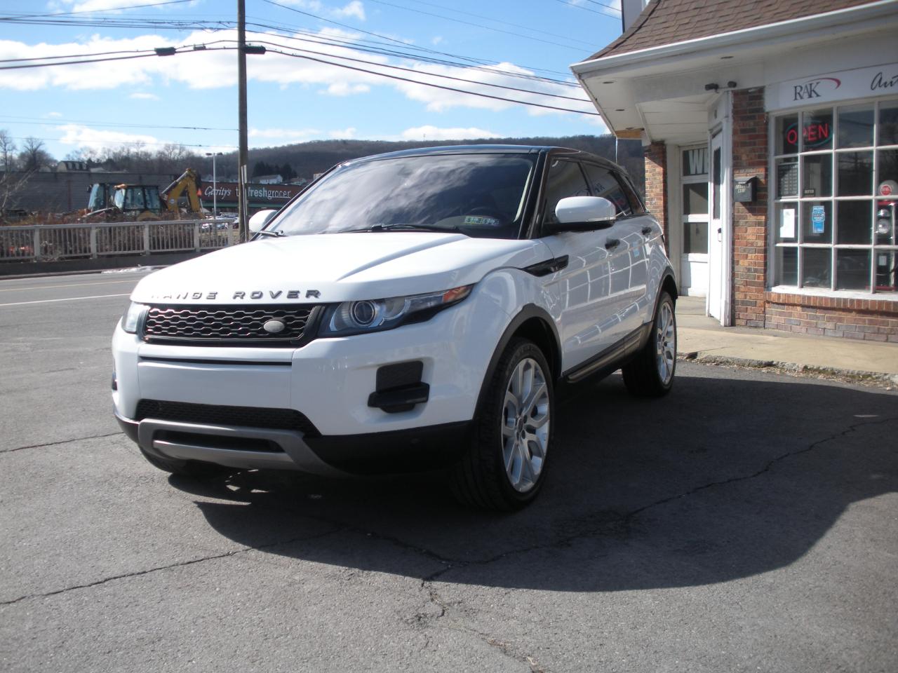 Land Rover Range Rover Evoque Pure Plus 5-Door 2013