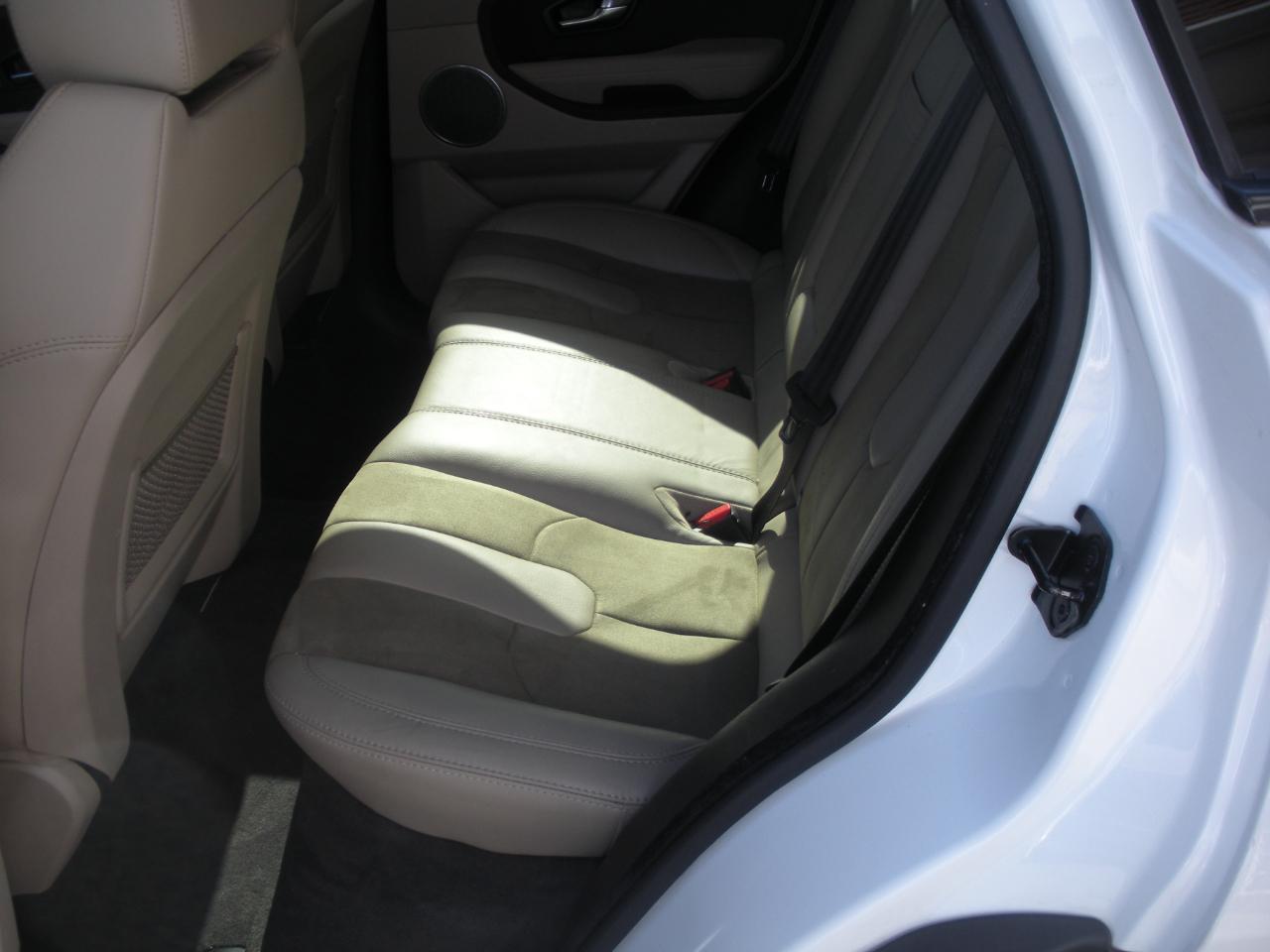 Land Rover Range Rover Evoque Pure Plus 5-Door 2013