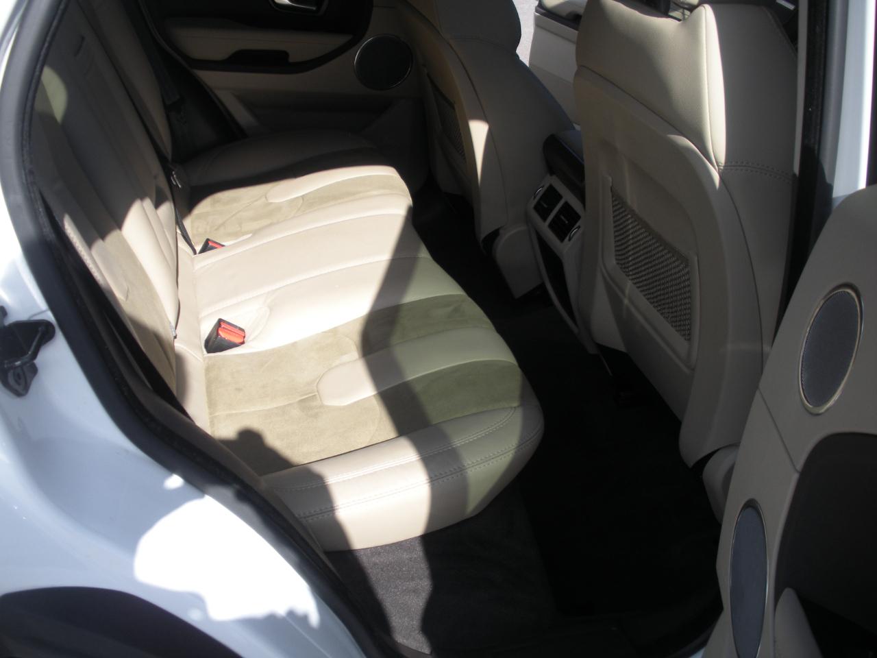 Land Rover Range Rover Evoque Pure Plus 5-Door 2013