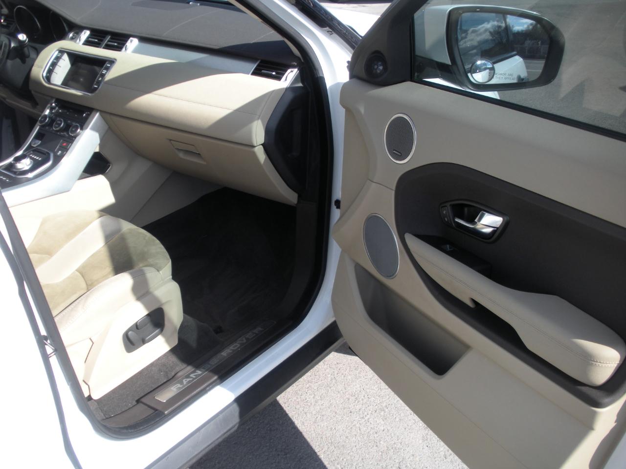 Land Rover Range Rover Evoque Pure Plus 5-Door 2013