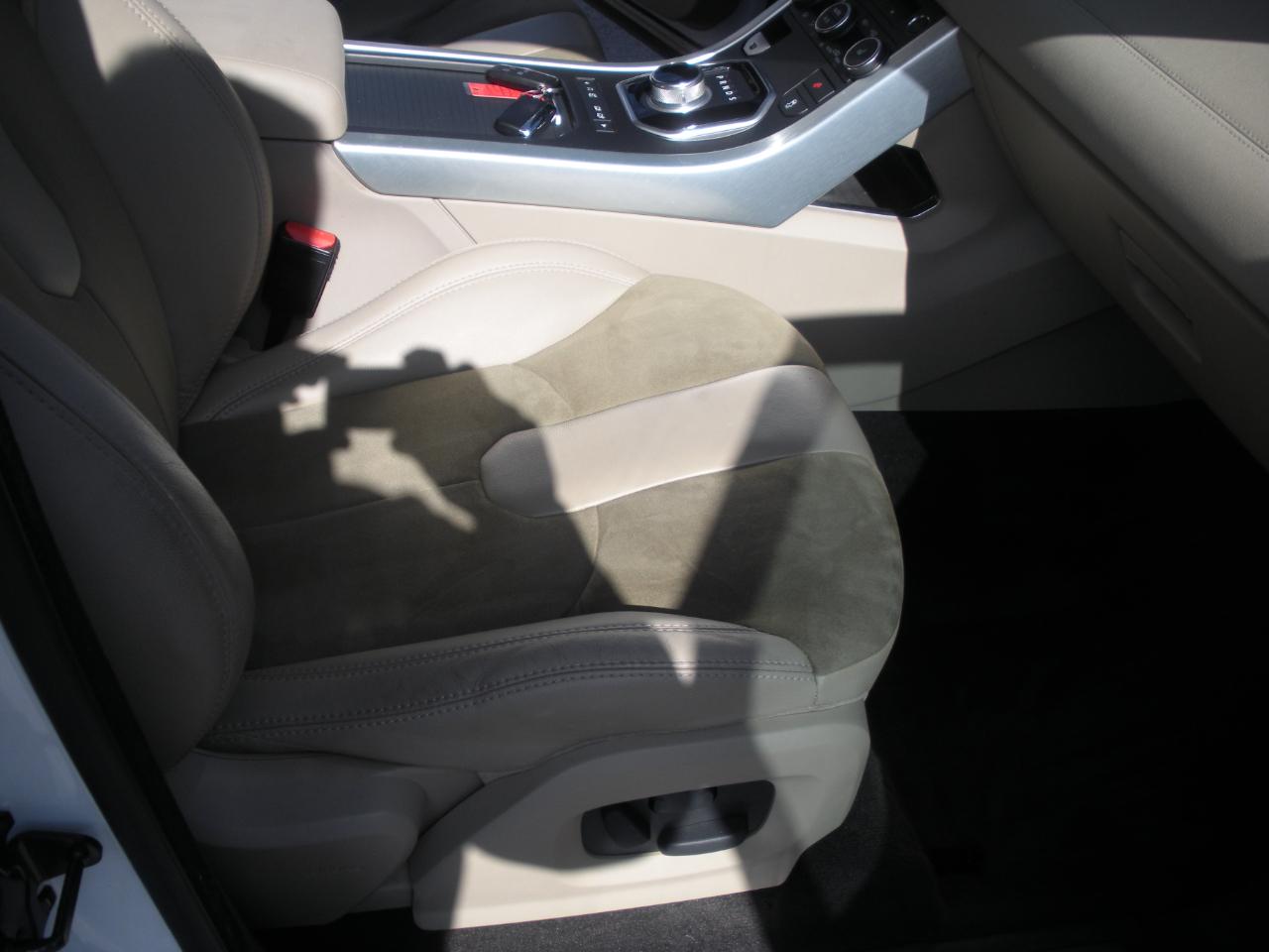 Land Rover Range Rover Evoque Pure Plus 5-Door 2013