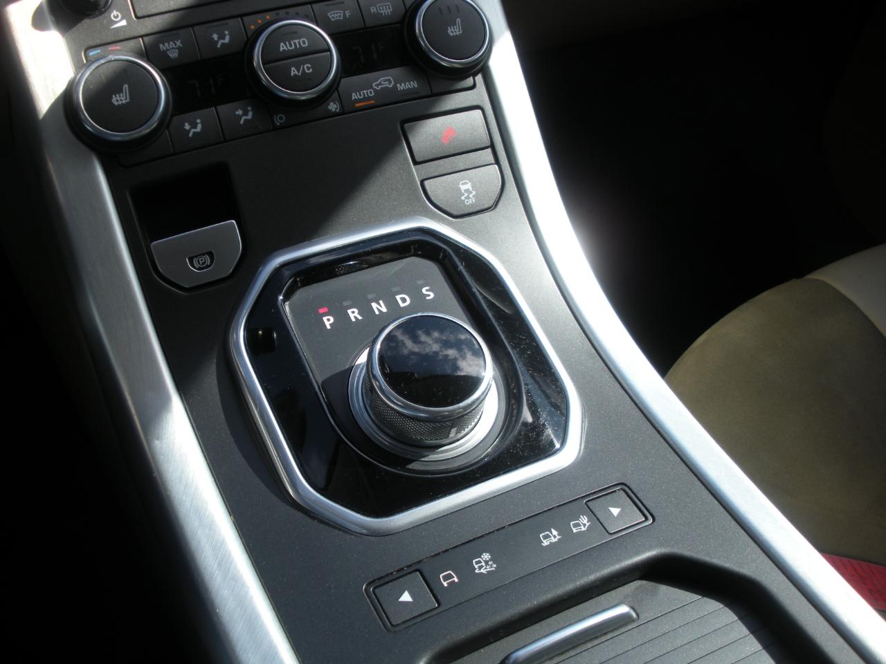 Land Rover Range Rover Evoque Pure Plus 5-Door 2013