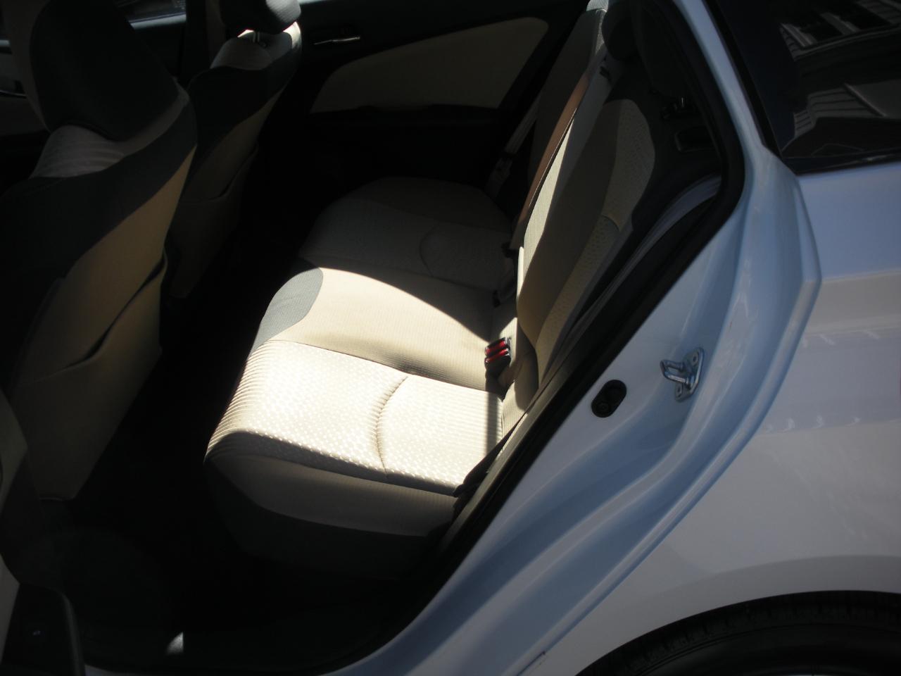 Toyota Prius Two 2017