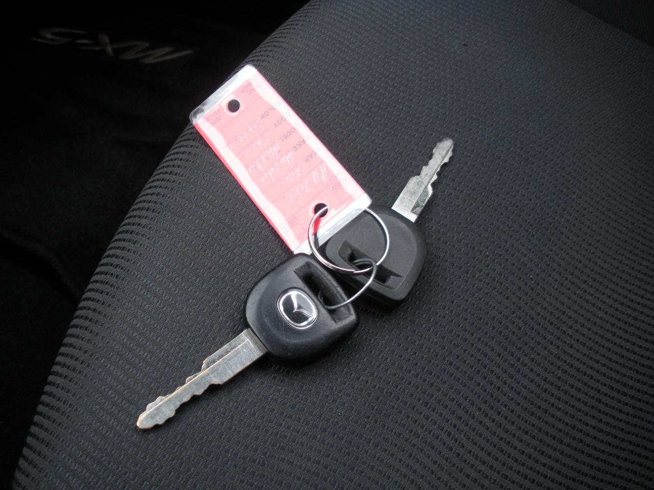 Mazda MX-5 Miata Grand Touring 2010