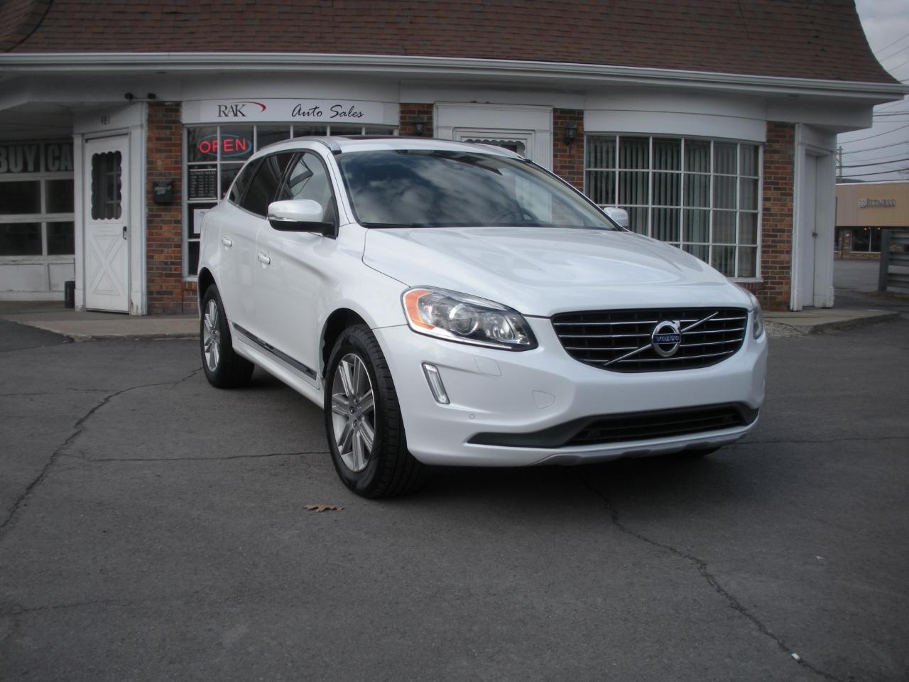 2017 Volvo XC60 T5 Inscription