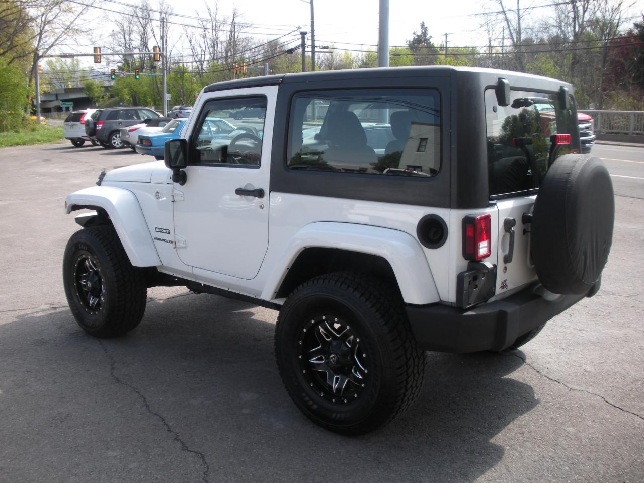 Jeep Wrangler Sport 4WD 2012