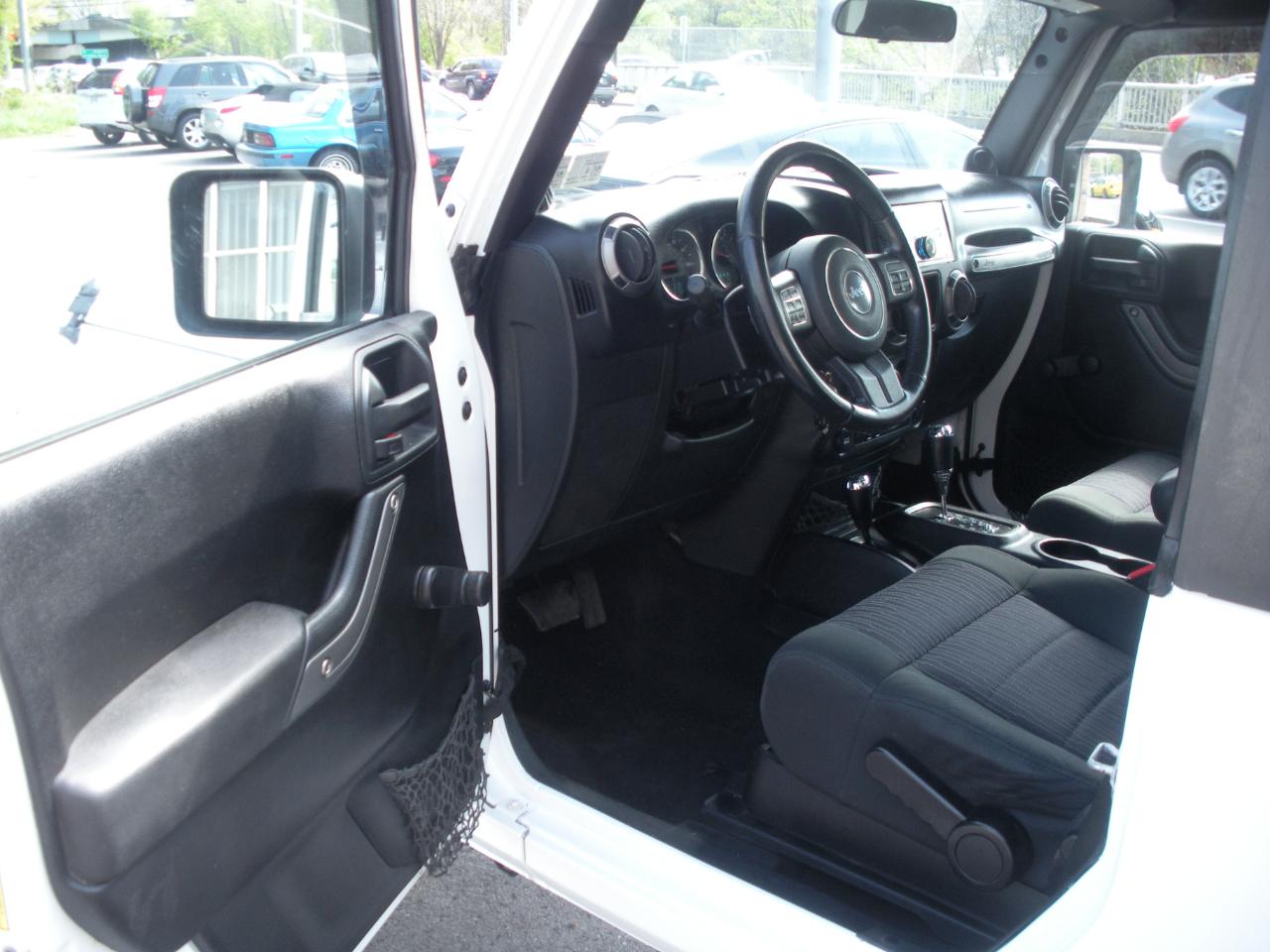 Jeep Wrangler Sport 4WD 2012