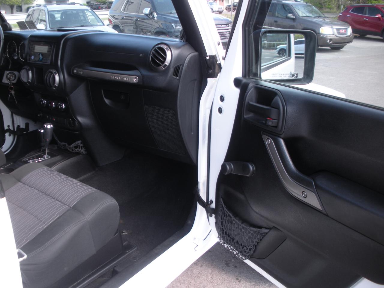 Jeep Wrangler Sport 4WD 2012