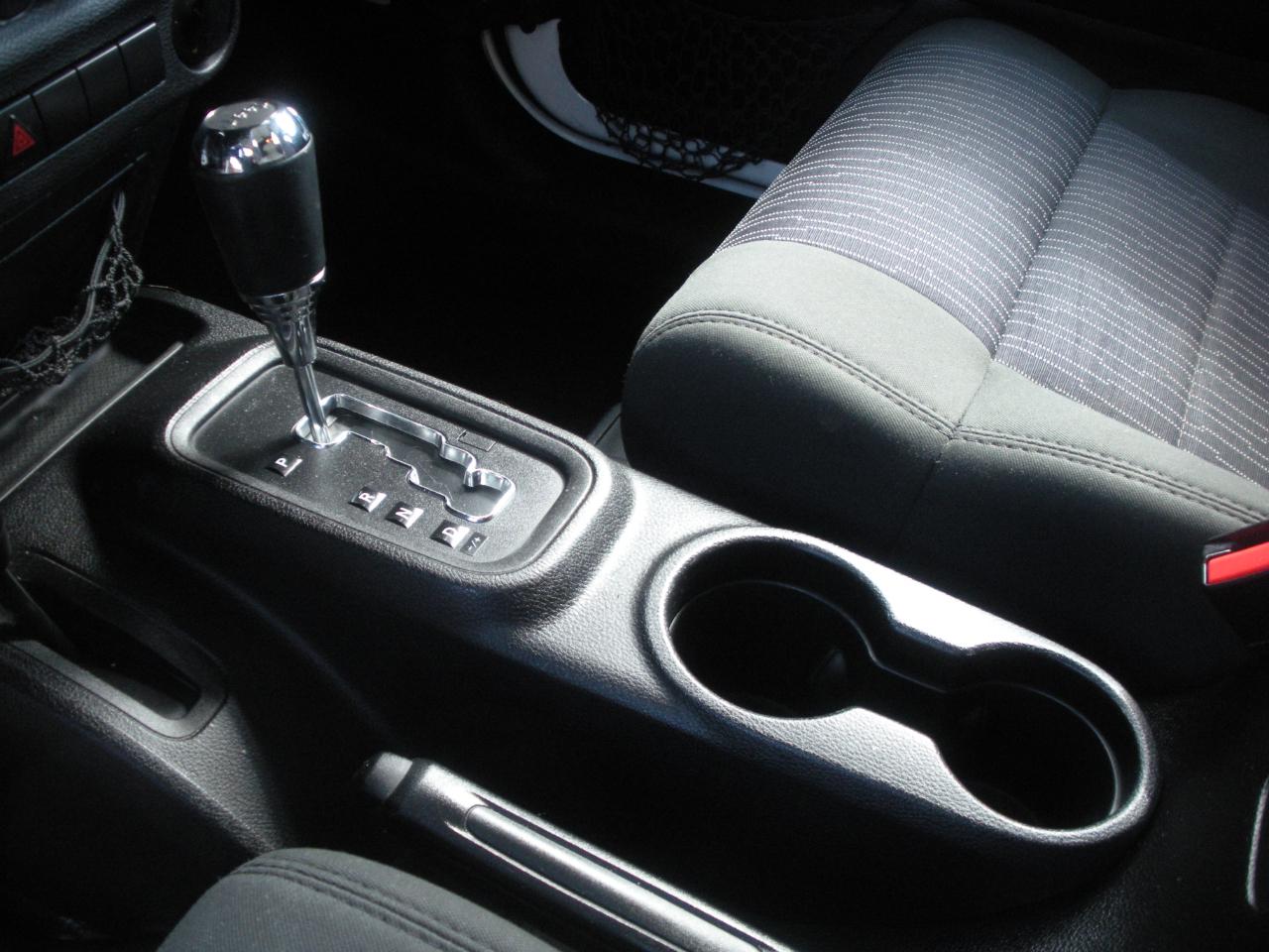 Jeep Wrangler Sport 4WD 2012