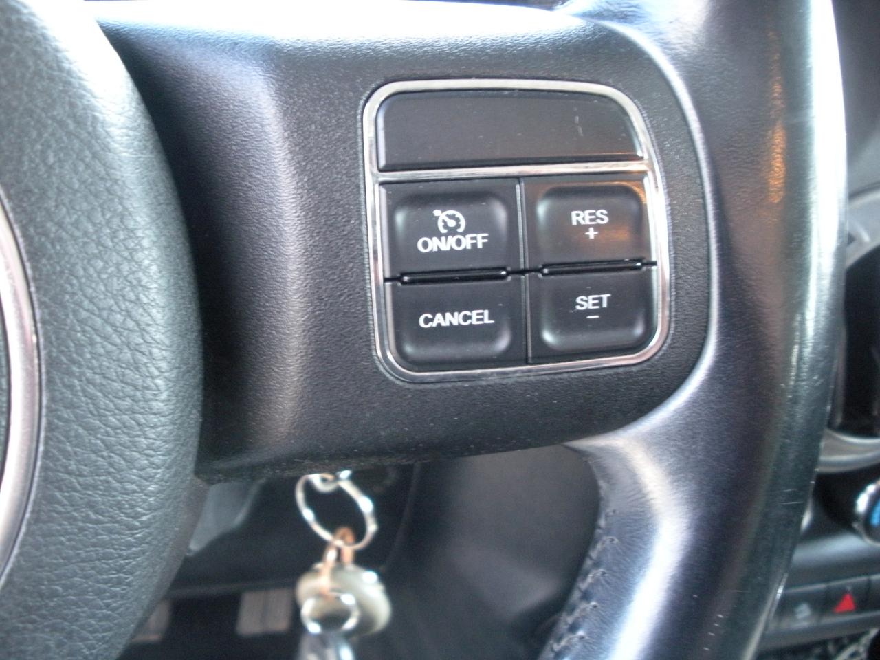 Jeep Wrangler Sport 4WD 2012