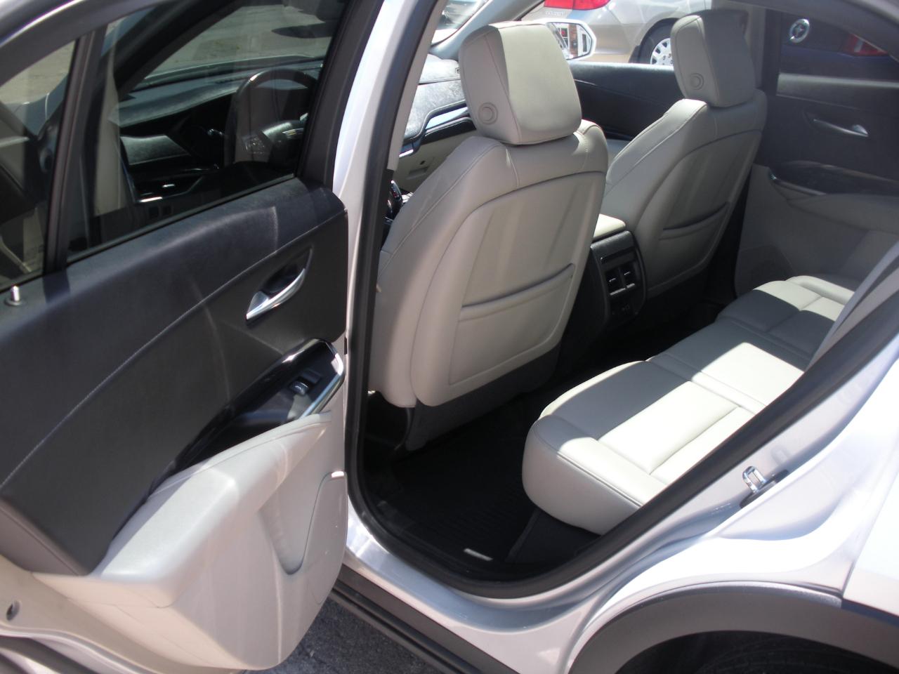 Cadillac XT4 Luxury AWD 2019