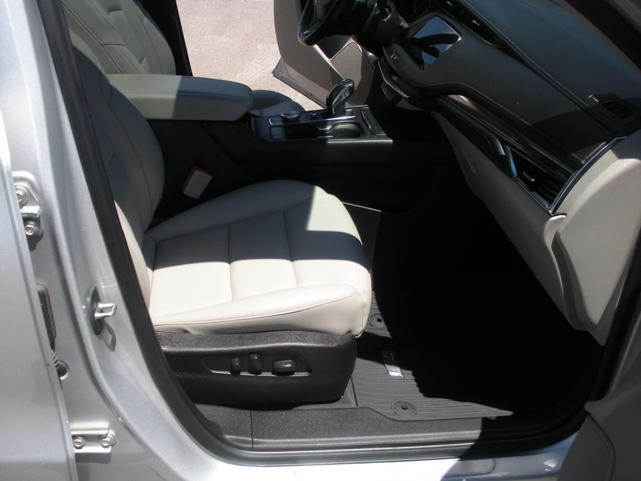 Cadillac XT4 Luxury AWD 2019
