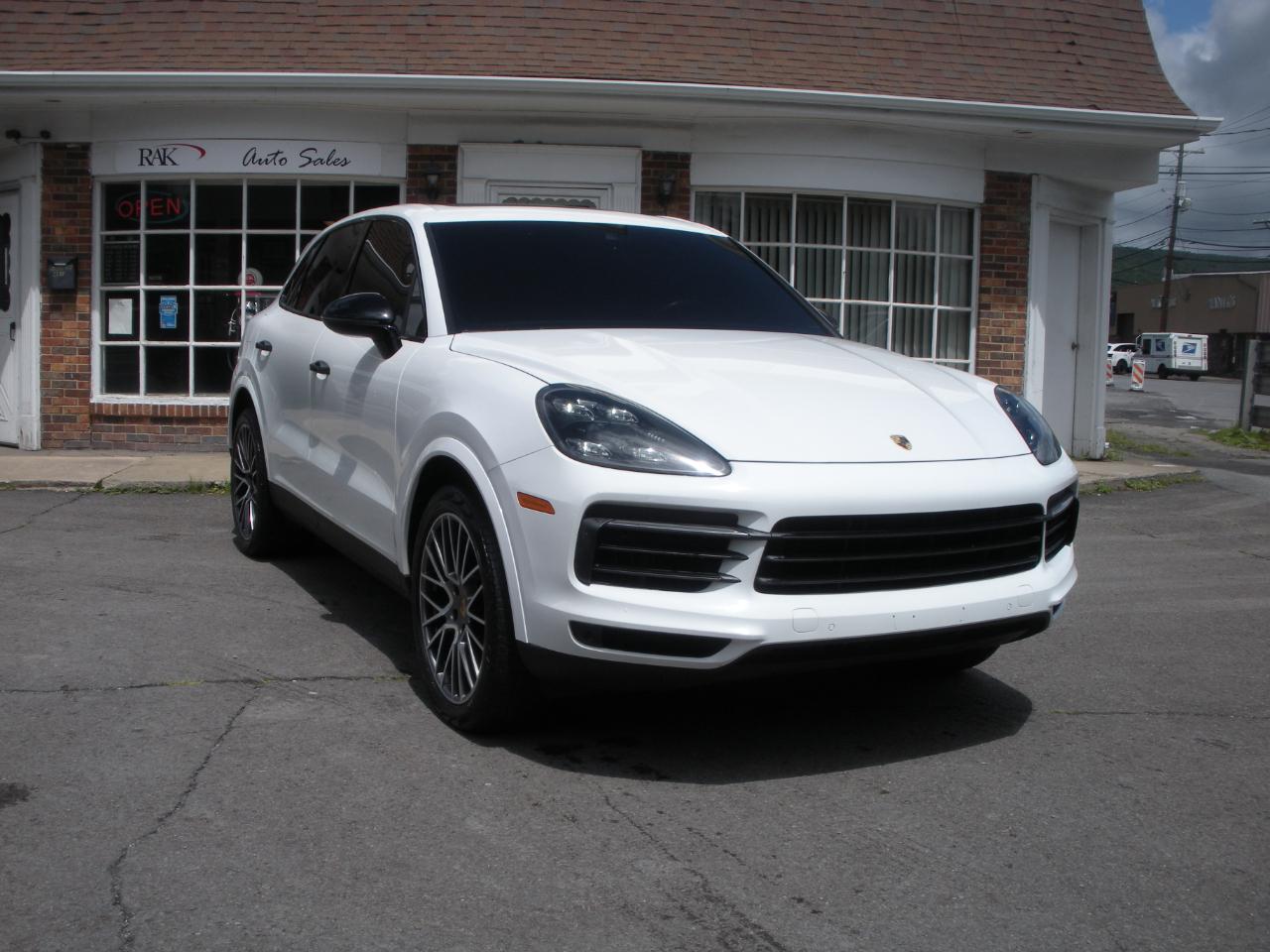 Porsche Cayenne Base 2019