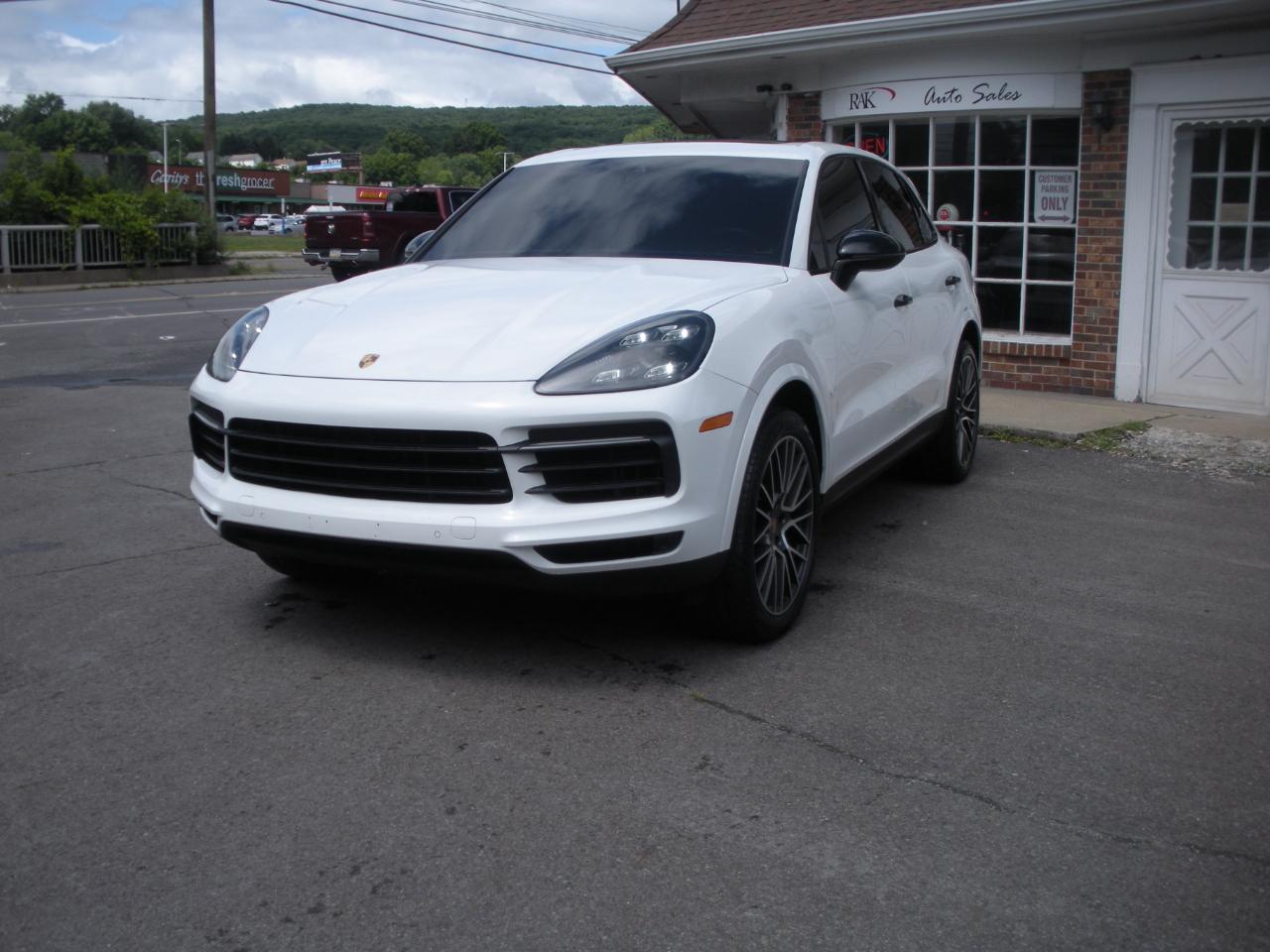 Porsche Cayenne Base 2019