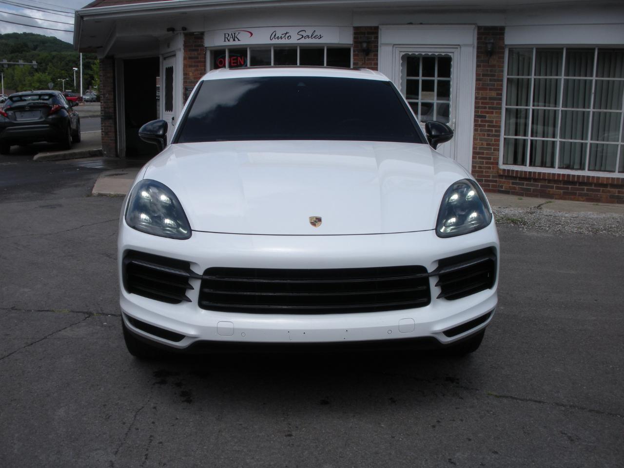 Porsche Cayenne Base 2019