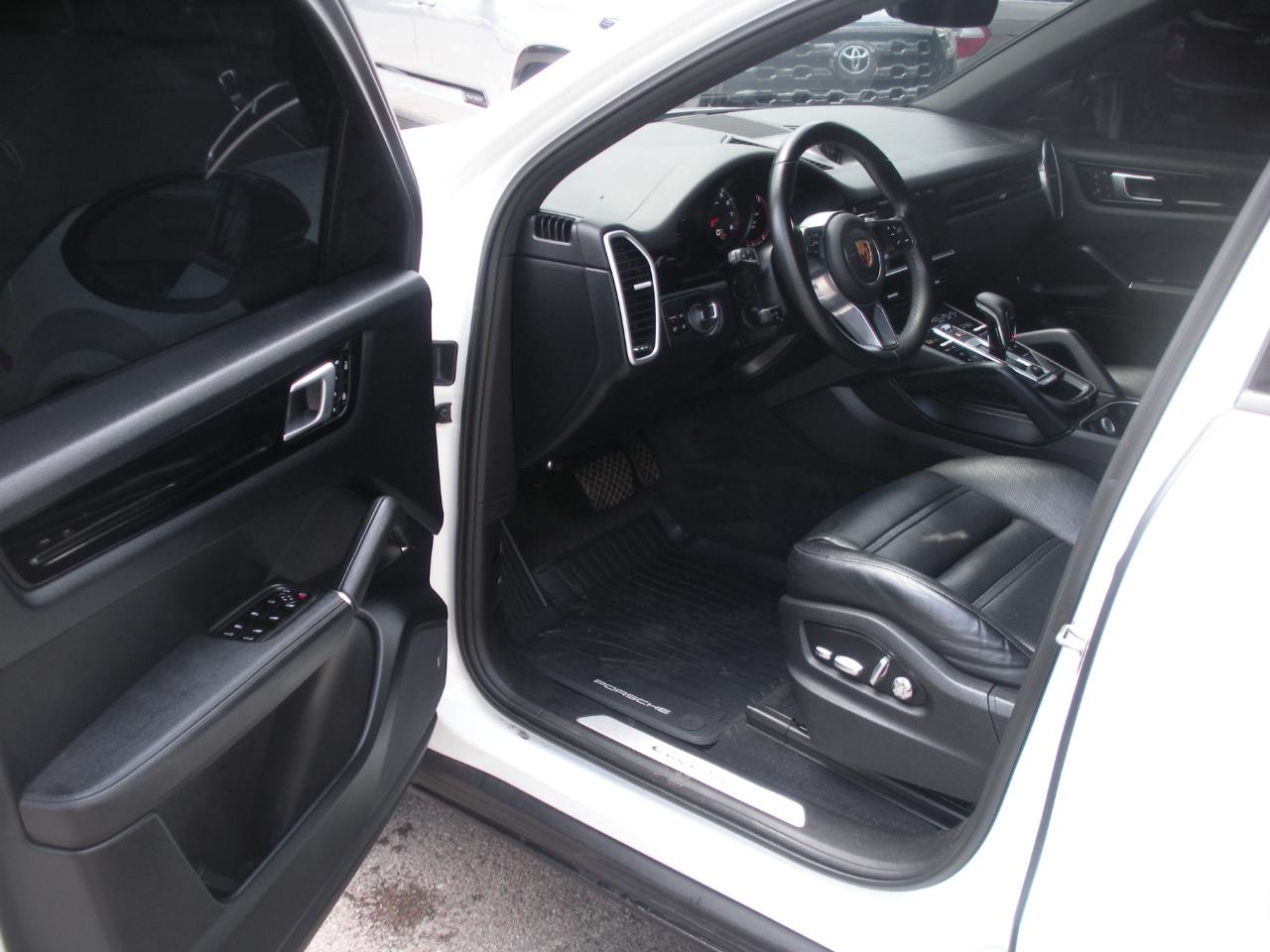 Porsche Cayenne Base 2019